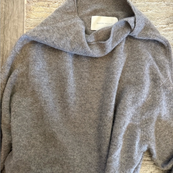 Brochu Walker OTS sweater - Picture 3 of 3